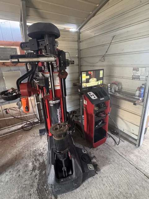 Hunter Revolution tire changer in the shop